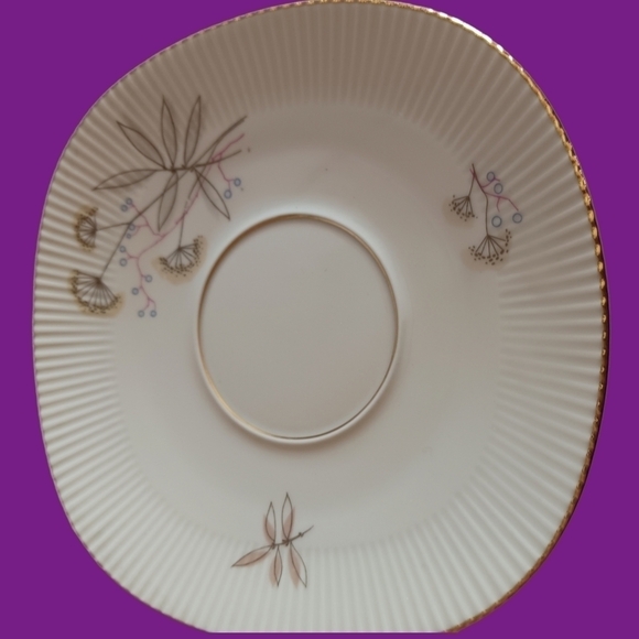 Bavaria vtg set of 3 pcs cup and saucers - Picture 4 of 9